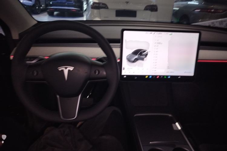 Used Tesla Model Y 2024 Rear-Wheel-Drive Version Center Console