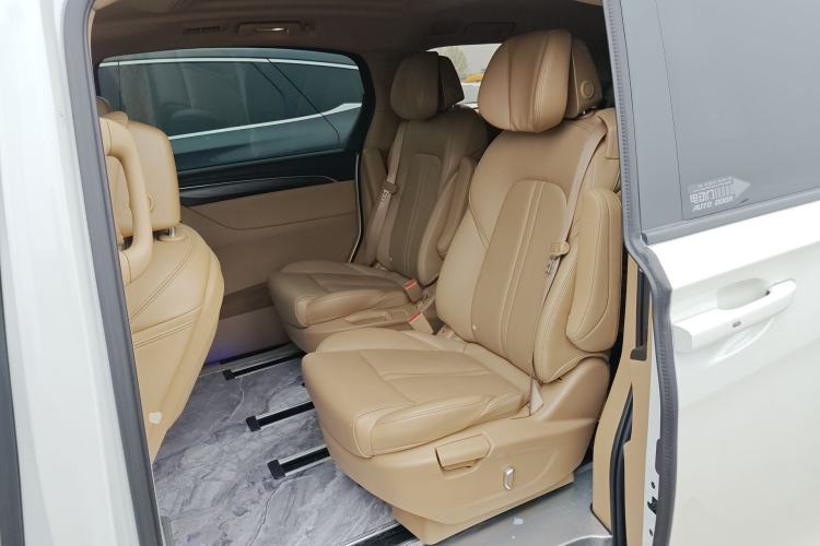 Used Buick GL8 2021 ES Land Cruiser 653T Luxury Edition Left Rear Seat