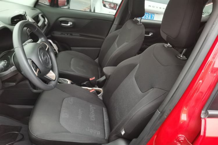 Used Jeep Renegade 2018 Connected Large Screen Version 180T Automatic High-Energy Edition
