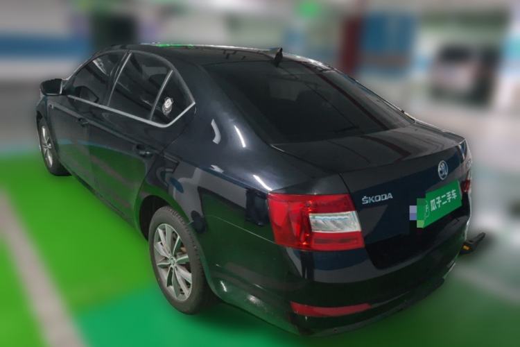 Used Skoda Octavia 2017 1.6L Automatic Chuanxing Edition Rear Left 45 Deg