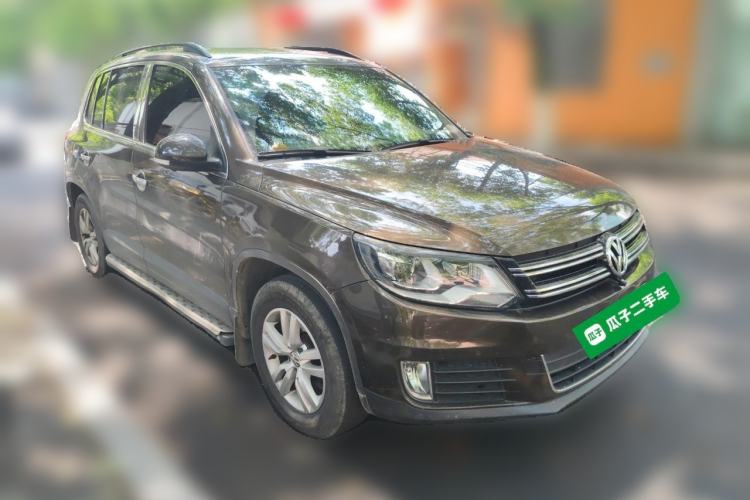 Used Volkswagen Tiguan 2015 1.8TSI Automatic Two-Wheel Drive Trend Edition Front Right 45 Deg