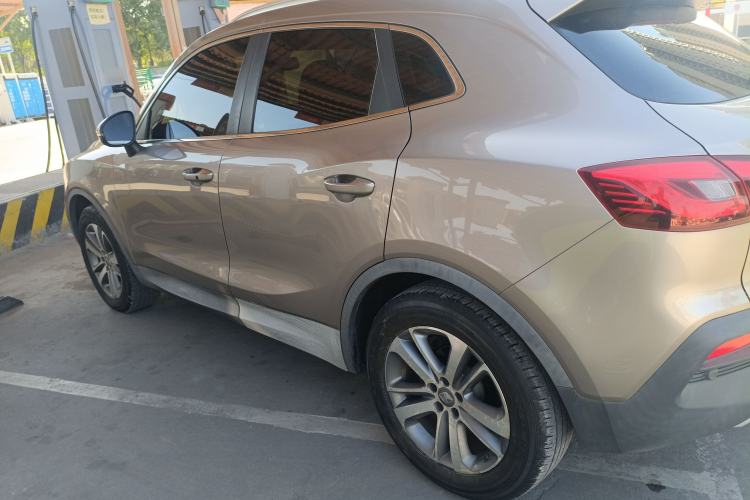 Used BORGWARD BX5 2017 20TGDI Automatic Two-Wheel Drive Leading Edition
