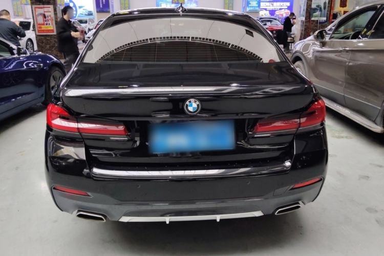 Used BMW 5 Series 2023 530Li Luxury Edition M Sport Package
