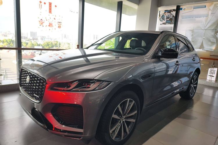 Used Jaguar F-PACE 2024 P250 R-Dynamic SE