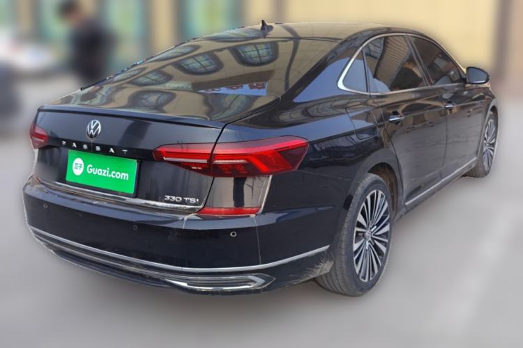 Used Volkswagen Passat 2020 330TSI Luxury Edition China VI