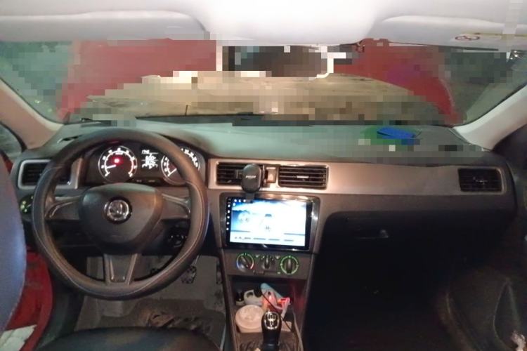 Used Skoda Rapid Spaceback 2014 1.6L Manual Enjoyment Edition
