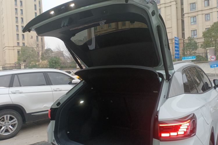 Used Volkswagen ID.4 CROZZ 2021 Long-Range PURE+ Two-Wheel Drive Version