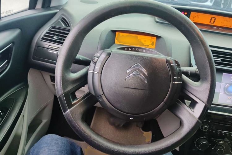 Used Citroen C-Quatre 2013 Sedan 1.6L Automatic Prestige Model Steering Wheel