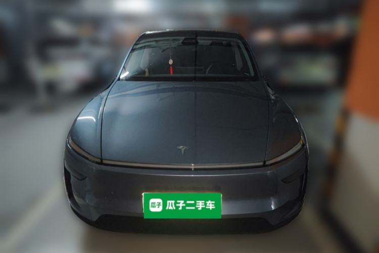 Used Tesla Model Y 2025 Rear-Wheel-Drive Version
