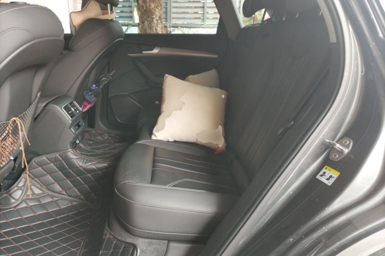 Used Audi Q5L 2022 40T Fashionable and Dynamic Model
