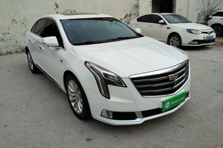 Used Cadillac XTS 2018 28T Luxury Edition Front Right 45 Deg