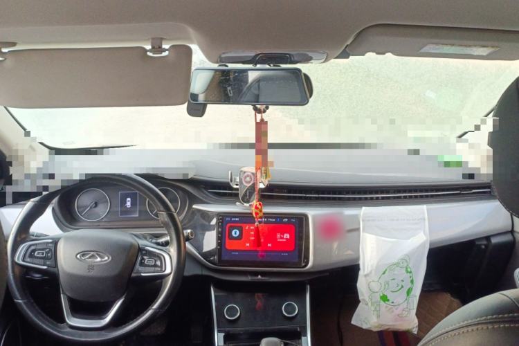 Used Chery Arrizo 5 2019 Revised PRO 1.5L CVT Youth Edition China VI Standard Center Console