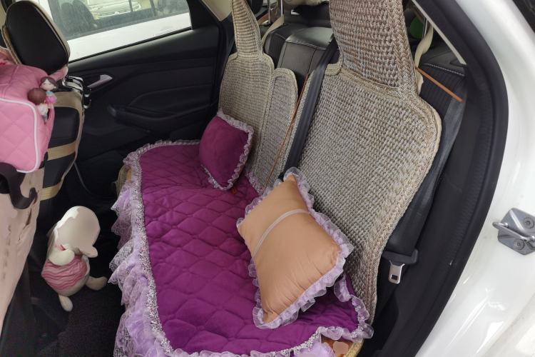 Used Ford Focus 2012 Sedan 1.6L Automatic Fashion Edition