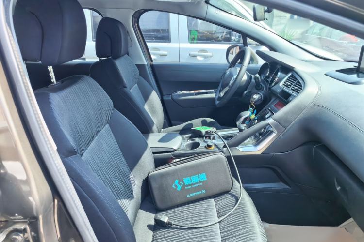 Used Peugeot 3008 2015 2.0L Automatic Classic Edition
