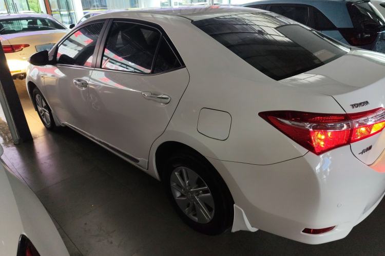 Used Toyota Corolla 2014 1.6L CVT GL-i
