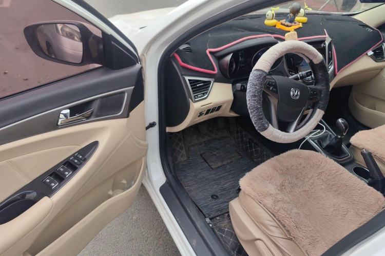 Used CHANGAN Eado 2016 1.6L Manual Fashion Edition