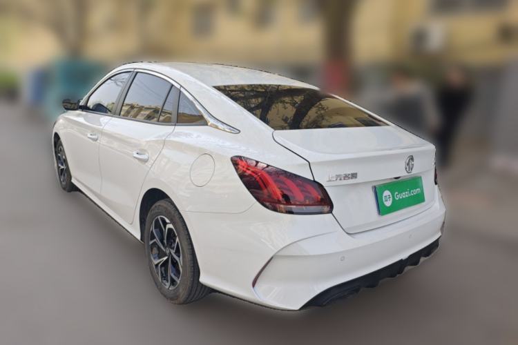 Used MG 5 2023 180 DVVT Manual Fashion Edition
