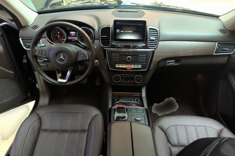 Used Mercedes-Benz GLE 2015 GLE 400 4MATIC Center Console