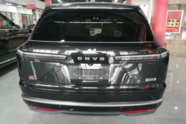 Used ONVO Luxeed L90 2025 Model—Ultra Six-Seater Version