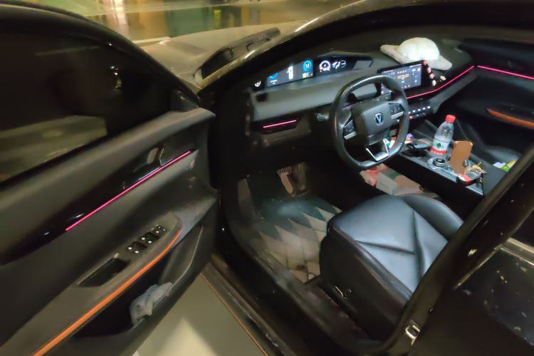 Used CHANGAN UNI-V 2022 1.5T Sport Edition Driver Seat