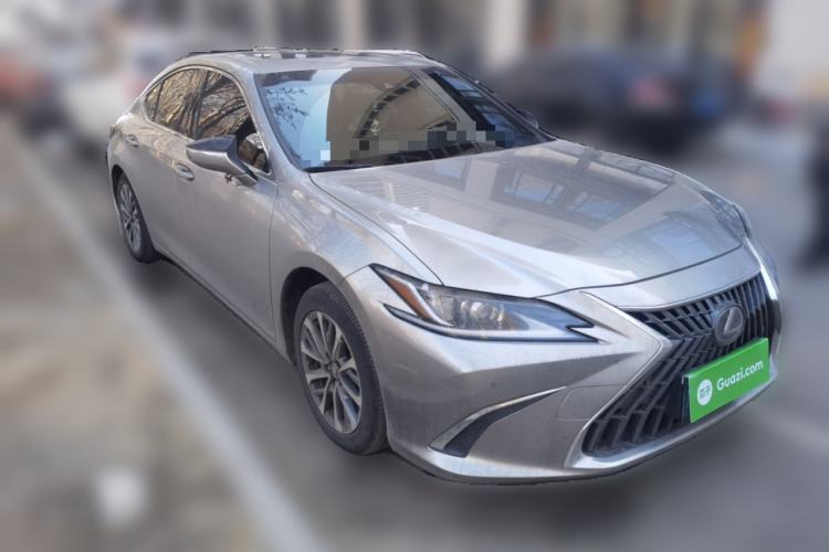Used Lexus ES 2022 200 Excellence Edition
