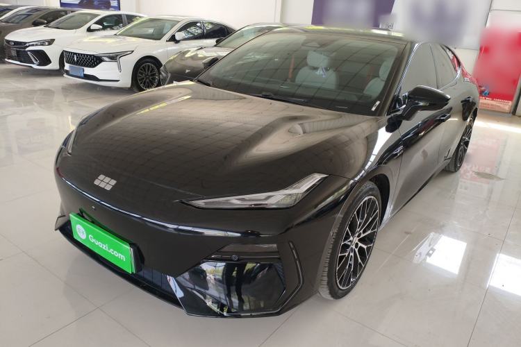 Used Geely Galaxy E8 2024 620 km All-Wheel-Drive Starship Performance Edition