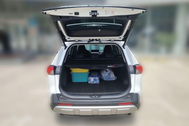 Used Toyota RAV4 2024 2.0L CVT Two-Wheel Drive Fashion Plus Edition