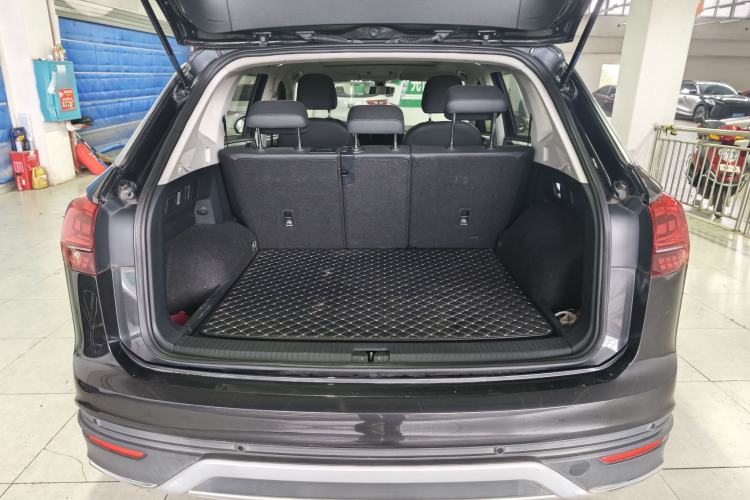 Used Volkswagen Tayron 2020 330TSI Two-Wheel Drive Luxury Smart Connectivity Version Trunk