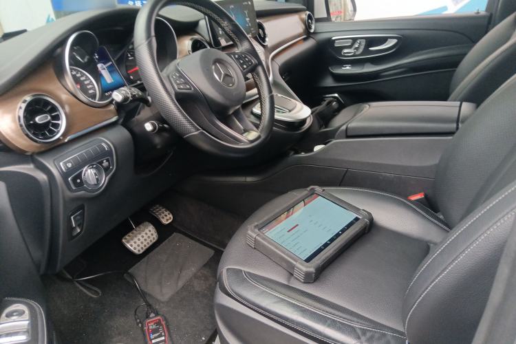 Used Mercedes-Benz V-Class 2021 V 260 Prestige Edition