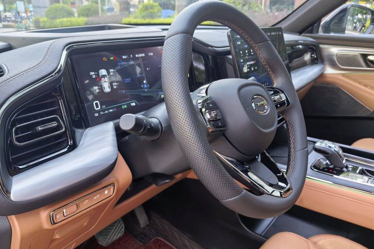 Used GAC Trumpchi ES9 2024 PHEV with 143 km Max