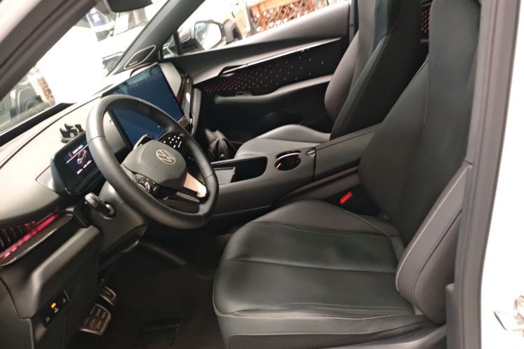 Used Volkswagen ID.UNYX 2024 Revised Ultra Long-Range Version Left Front Seat