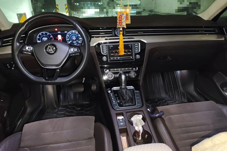 Used Volkswagen Variant 2017 380TSI Two-Wheel Drive Comfort Edition