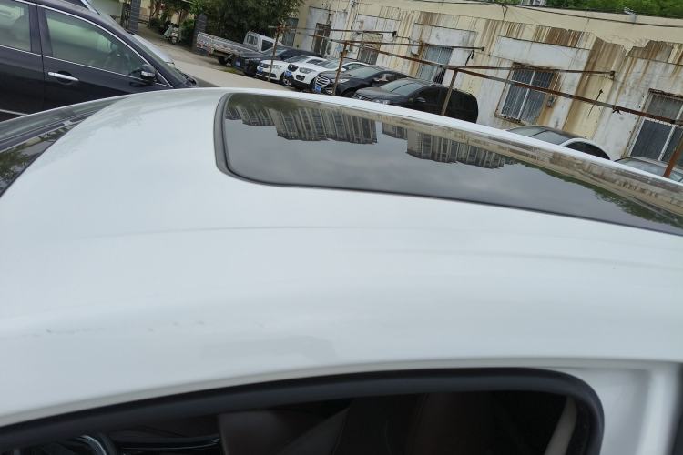 Used Buick GL6 2018 18T 6-Seater Luxury Model Roof