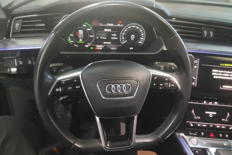 Used Audi e-tron 2019 55 quattro Technology Edition
