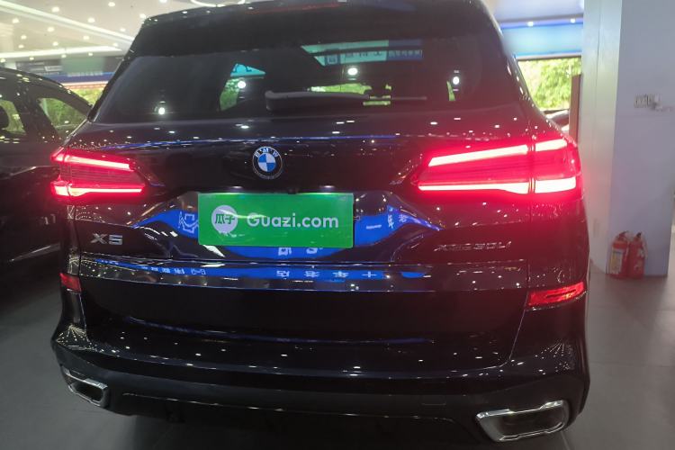 Used BMW X5 2022 Restyled xDrive 30Li Luxury Version M Sport Package Rear