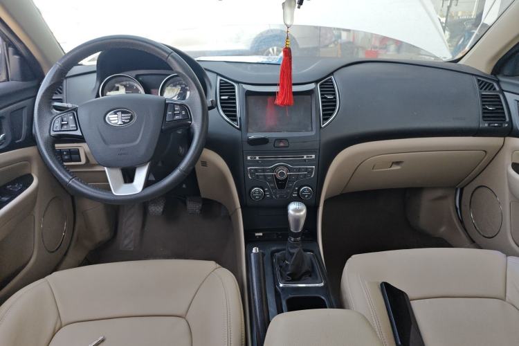 Used Bestune B50 2013 1.6L manual luxury version