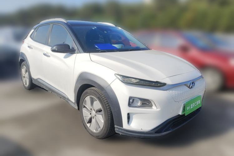 Used Hyundai ENCINO Electric 2020 TOP Enjoyment Edition Front Right 45 Deg