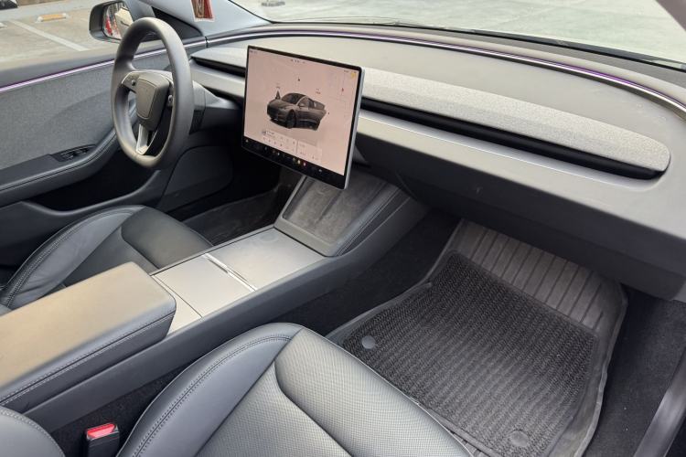 Used Tesla Model 3 2023 Rear-Wheel-Drive Version
