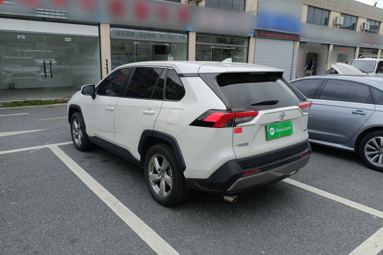 Used Toyota RAV4 2022 2.0L CVT Two-Wheel Drive Fashion Plus Edition