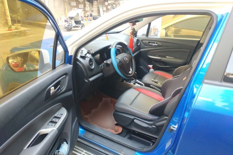 Used CHANGAN CS15 2016 1.5L Automatic Fashion Edition Driver Seat