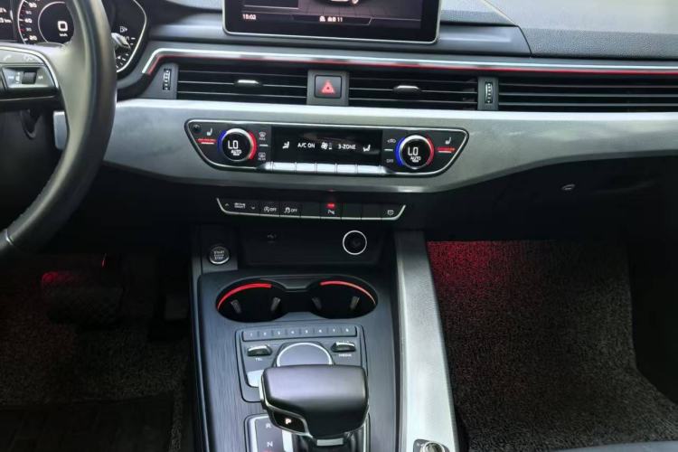 Used Audi A4 2020 Avant Avant-garde 40 TFSI Fashionable and Dynamic Model
