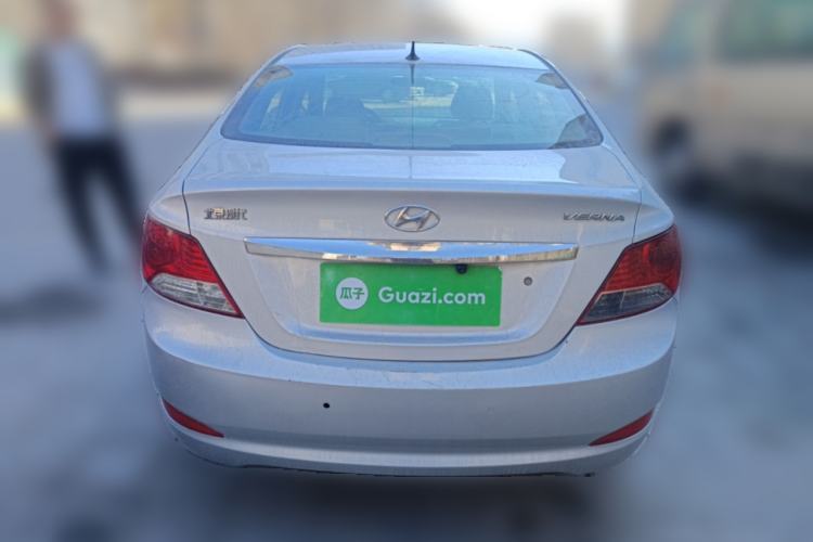 Used Hyundai Verna (older generation) 2010 Sedan 1.4L Manual Comfort GS Rear