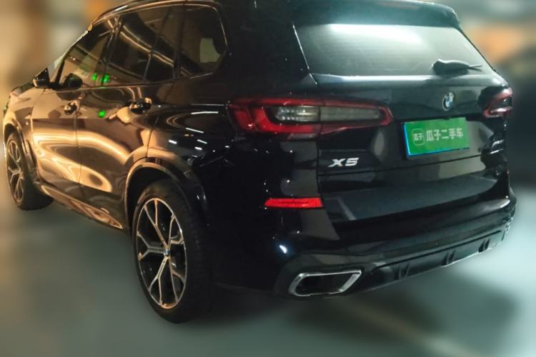 Used BMW X5 2019 xDrive40i Luxury Model with M Sport Package
