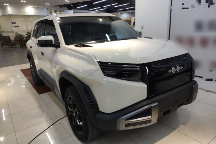 Used Formula Leopard Titanium 3 2025 501 km Range Rear-Wheel Drive Intelligent Driving Max Edition