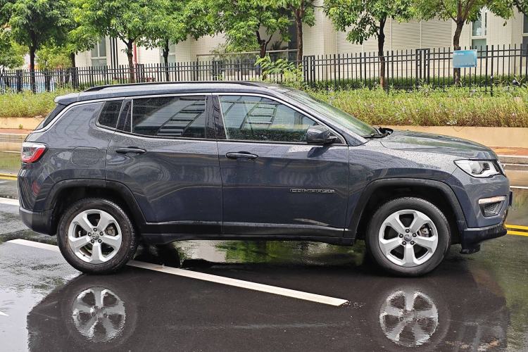 Used Jeep Compass 2017 200T Automatic Family Edition