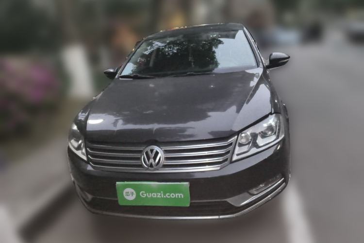 Used Volkswagen Magotan 2013 1.8TSI Luxury Model Exterior 1