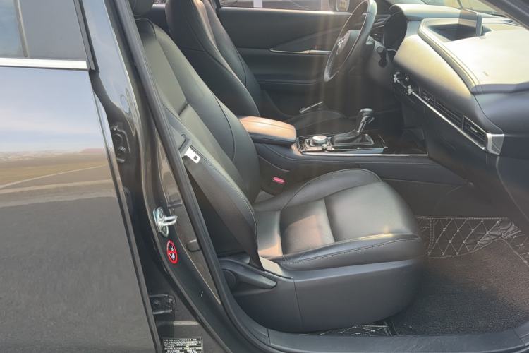 Used Mazda CX-30 2020 2.0L Automatic Joyful Model
