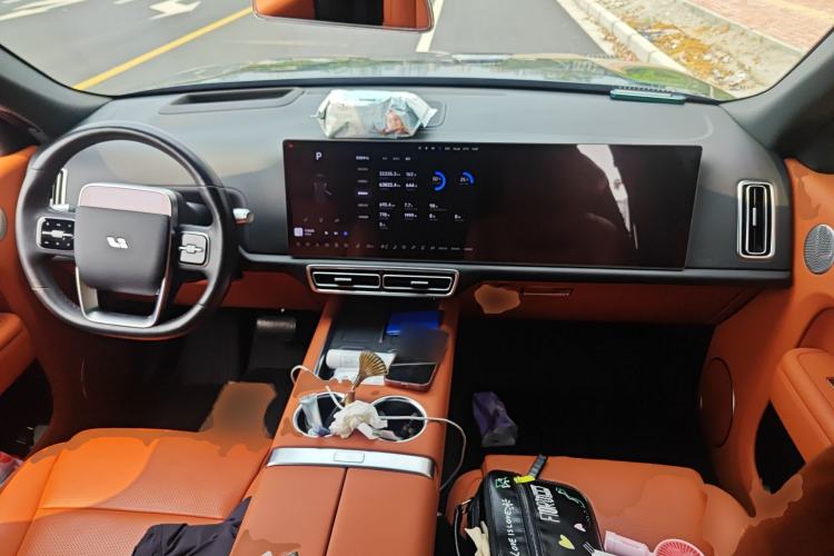 Used Li Auto L9 2024 Ultra Model Center Console