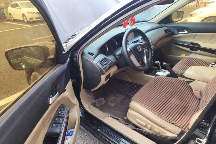 Used Honda Accord 2012 2.0L SE