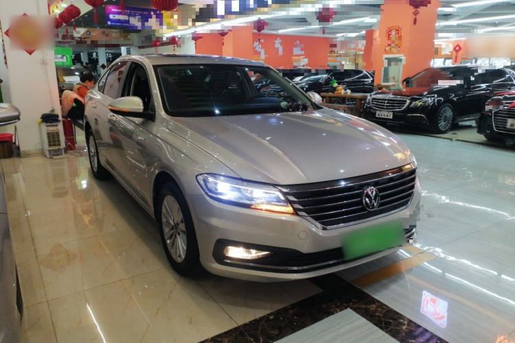 Used Volkswagen Lavida 2021 1.5L Automatic Comfort Edition Front Right 45 Deg